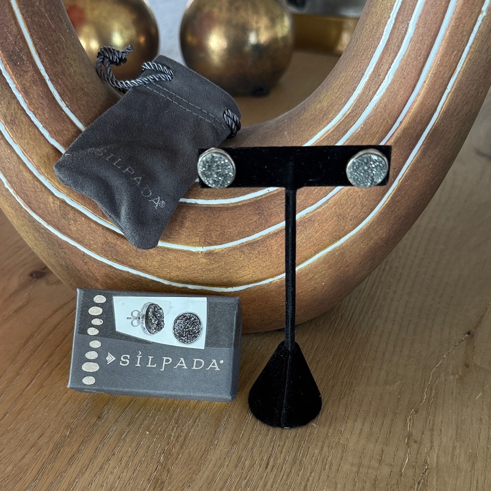 Silpada Crystal Cave Earrings